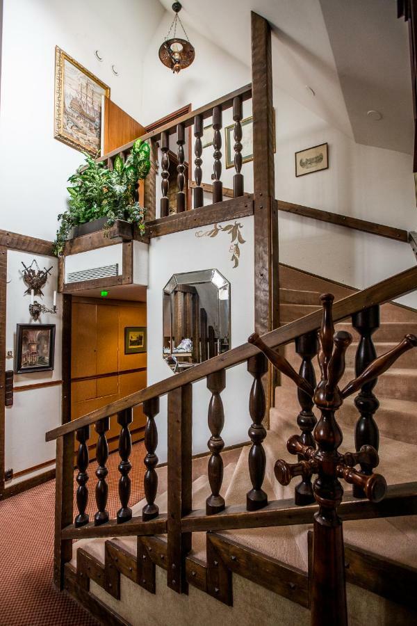 Park Hotel Τούρκου Εξωτερικό φωτογραφία