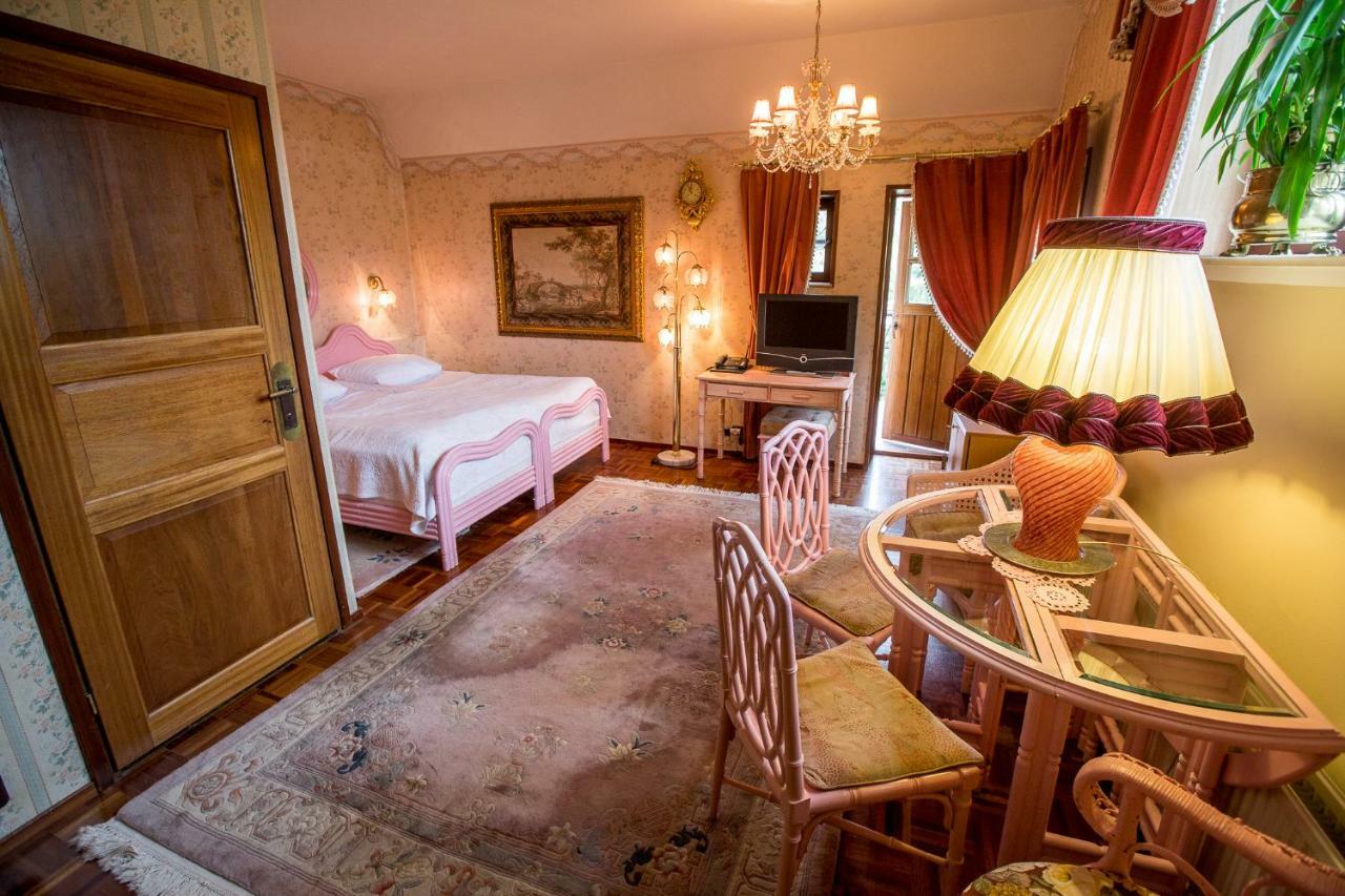 Park Hotel Τούρκου Εξωτερικό φωτογραφία