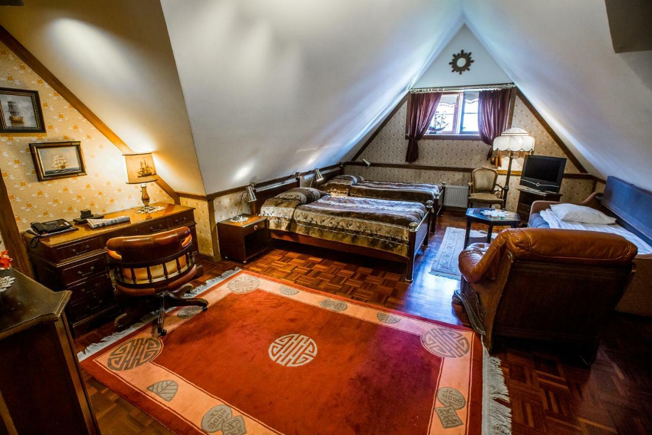 Park Hotel Τούρκου Εξωτερικό φωτογραφία
